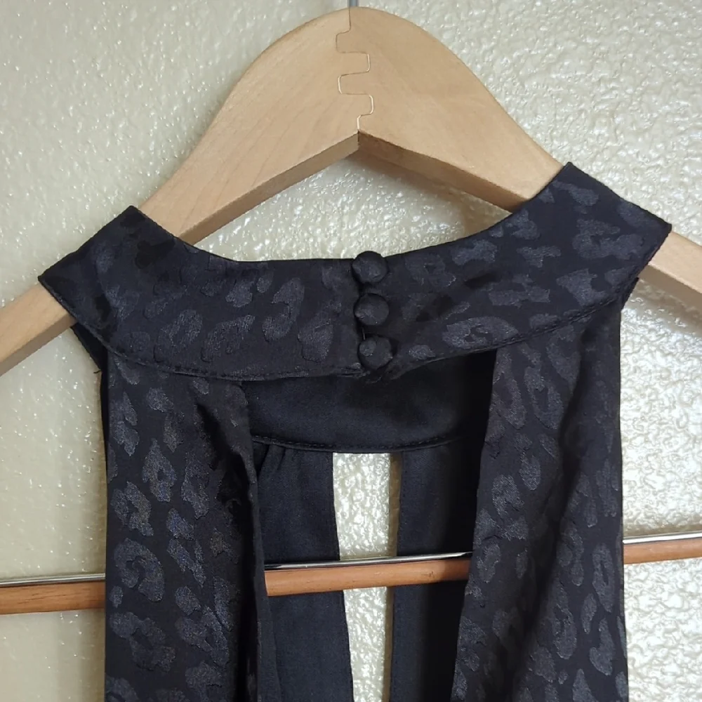 BCBG Halter Black Textured Animal Print Dress NWOT - Picture 6 of 10